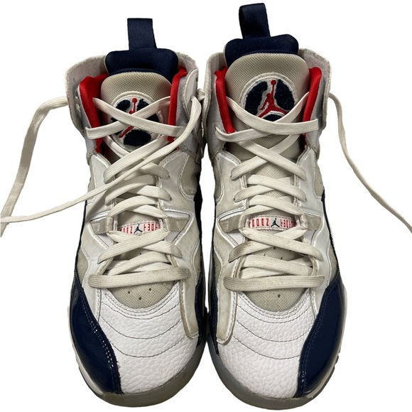 Very Good Condition, Nike Jordan JumpMan High-Tops, Size 6Y, white and navy - Picture 1 of 5